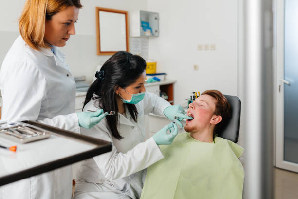 Best Broken or Chipped Tooth Repair in Clinton, IL
